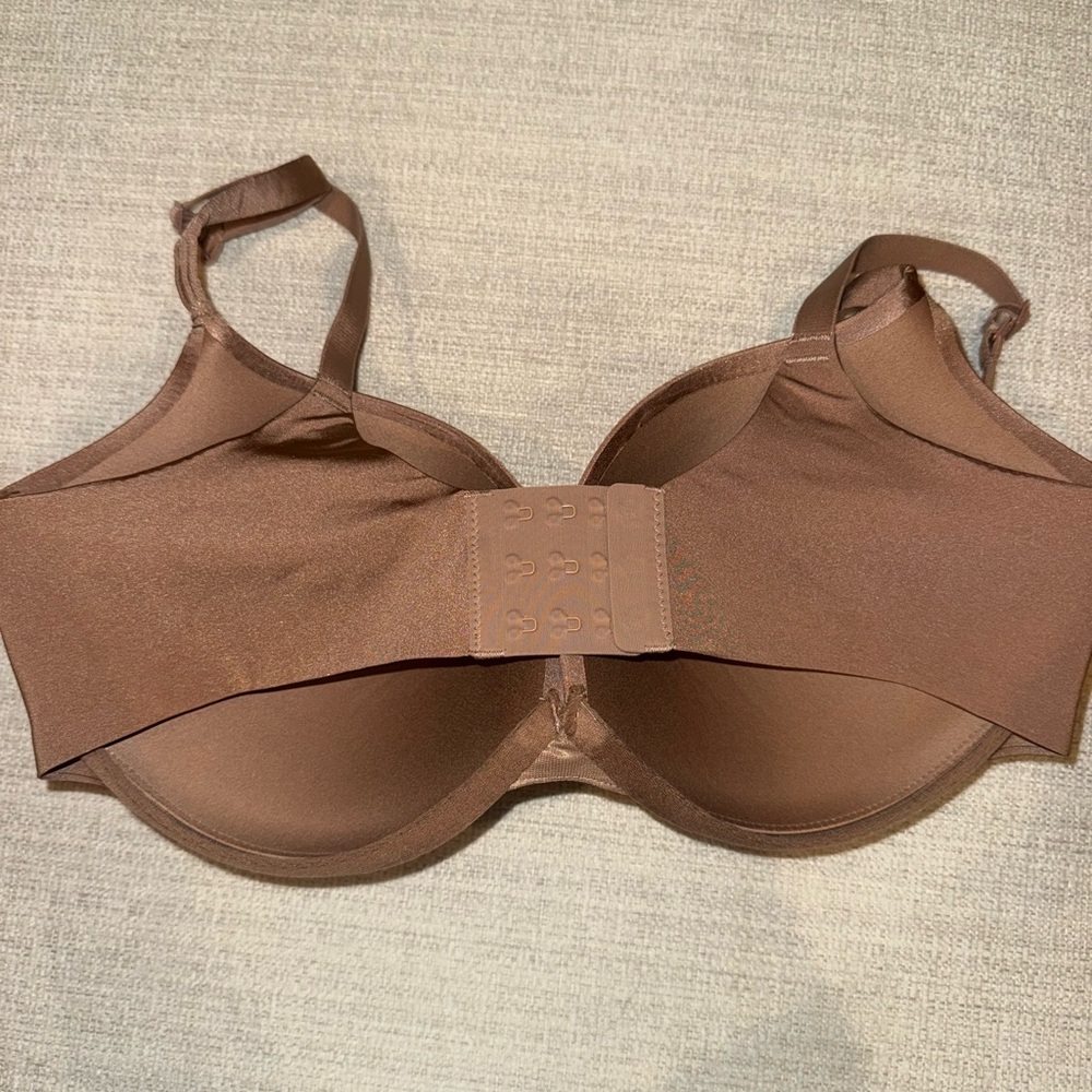 Skims Ultimate Teardrop Underwire Push-Up Bra View 2